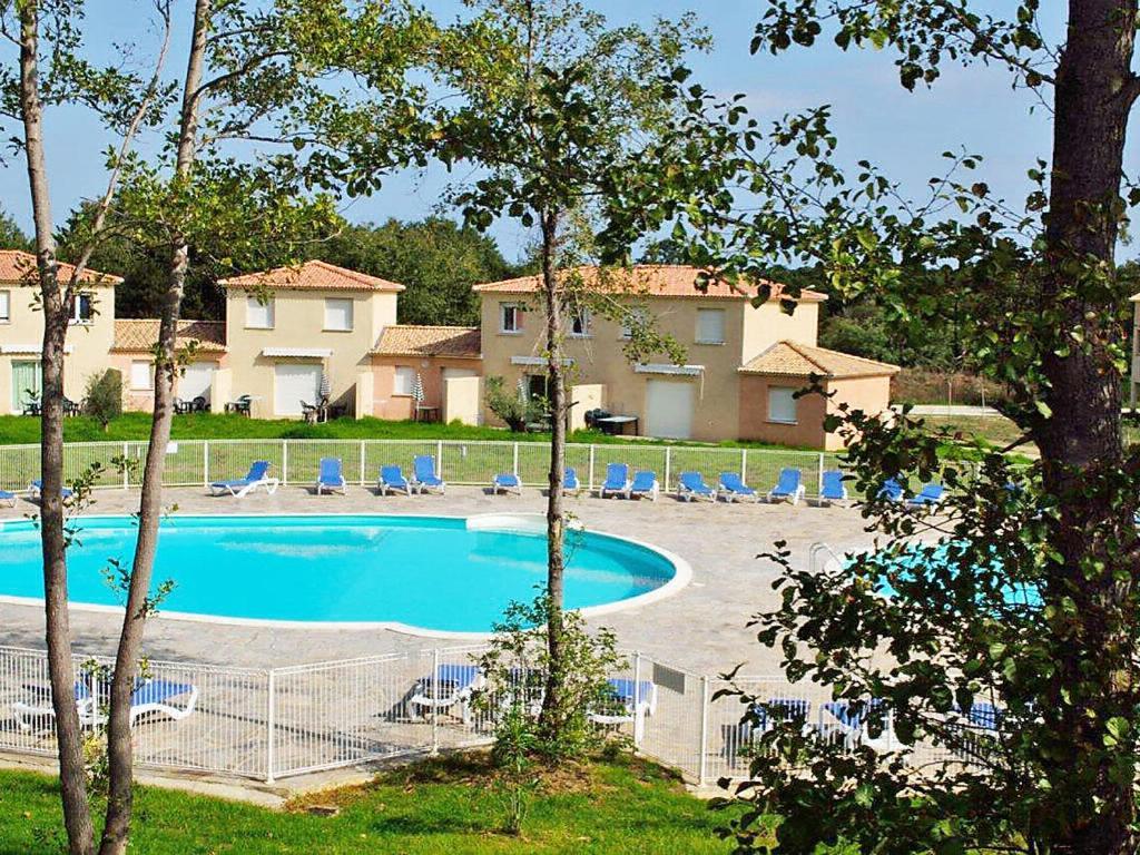 Melody Residence: Cozy T2 Apartment with AC and Pool Santa-Maria-Poggio  Exterior photo