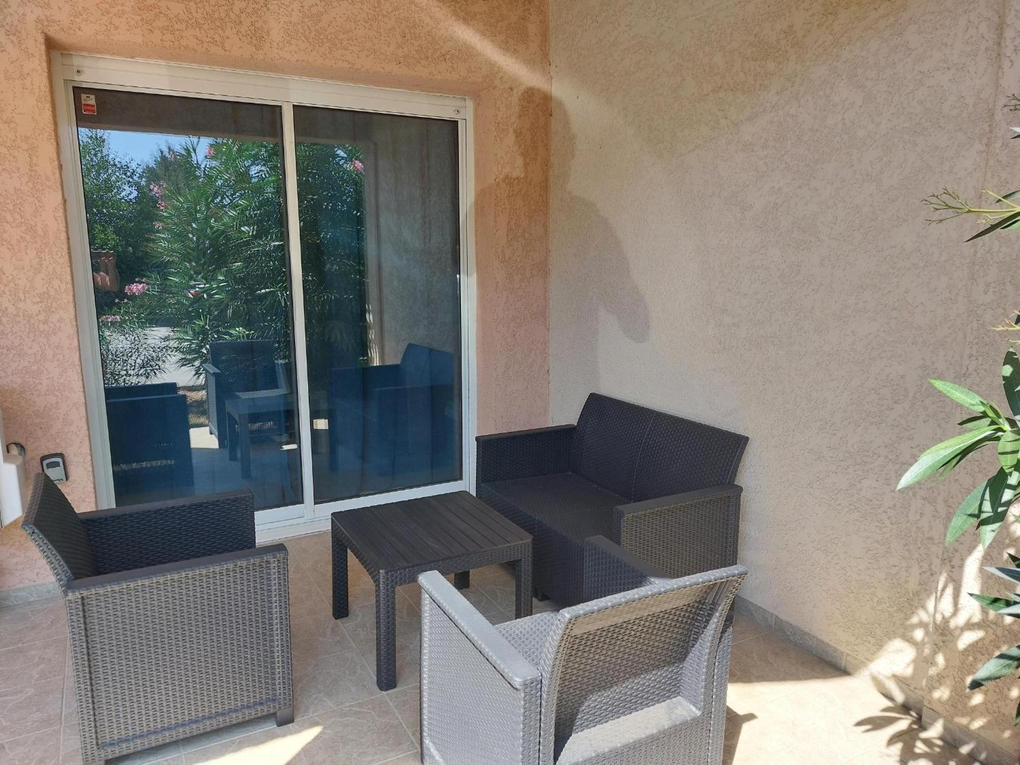 Melody Residence: Cozy T2 Apartment with AC and Pool Santa-Maria-Poggio  Exterior photo